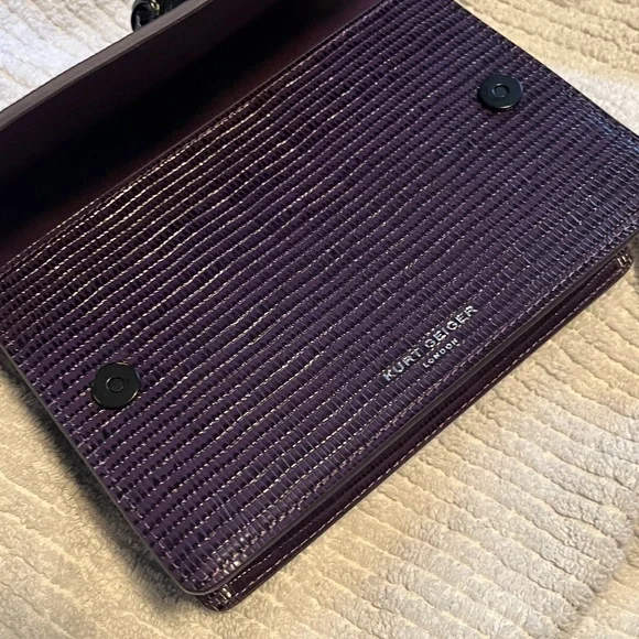 Kurt Geiger London | Small Shoreditch Embossed Leather Convertible Crossbody Bag - Picture 8 of 12